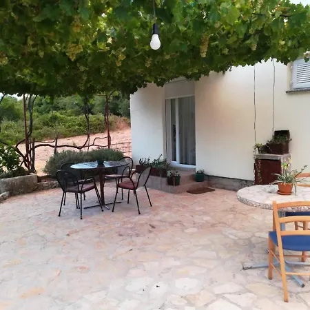 Rosa Apartament Skradin