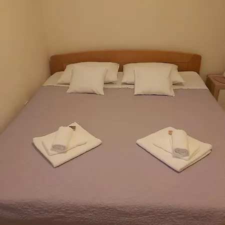 Rosa Apartament Skradin